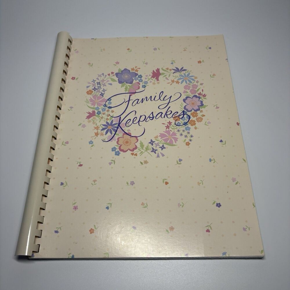 Vintage “Family Keepsakes” Binder Family Photo Album Memory Book Current Inc.
